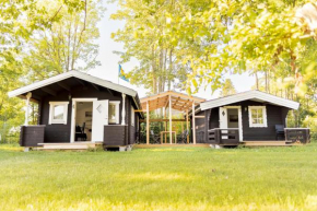 2 stugor, med panoramautsikt, paradis för fågelskådare och vandrare, självstäd efter besök Mörbylånga